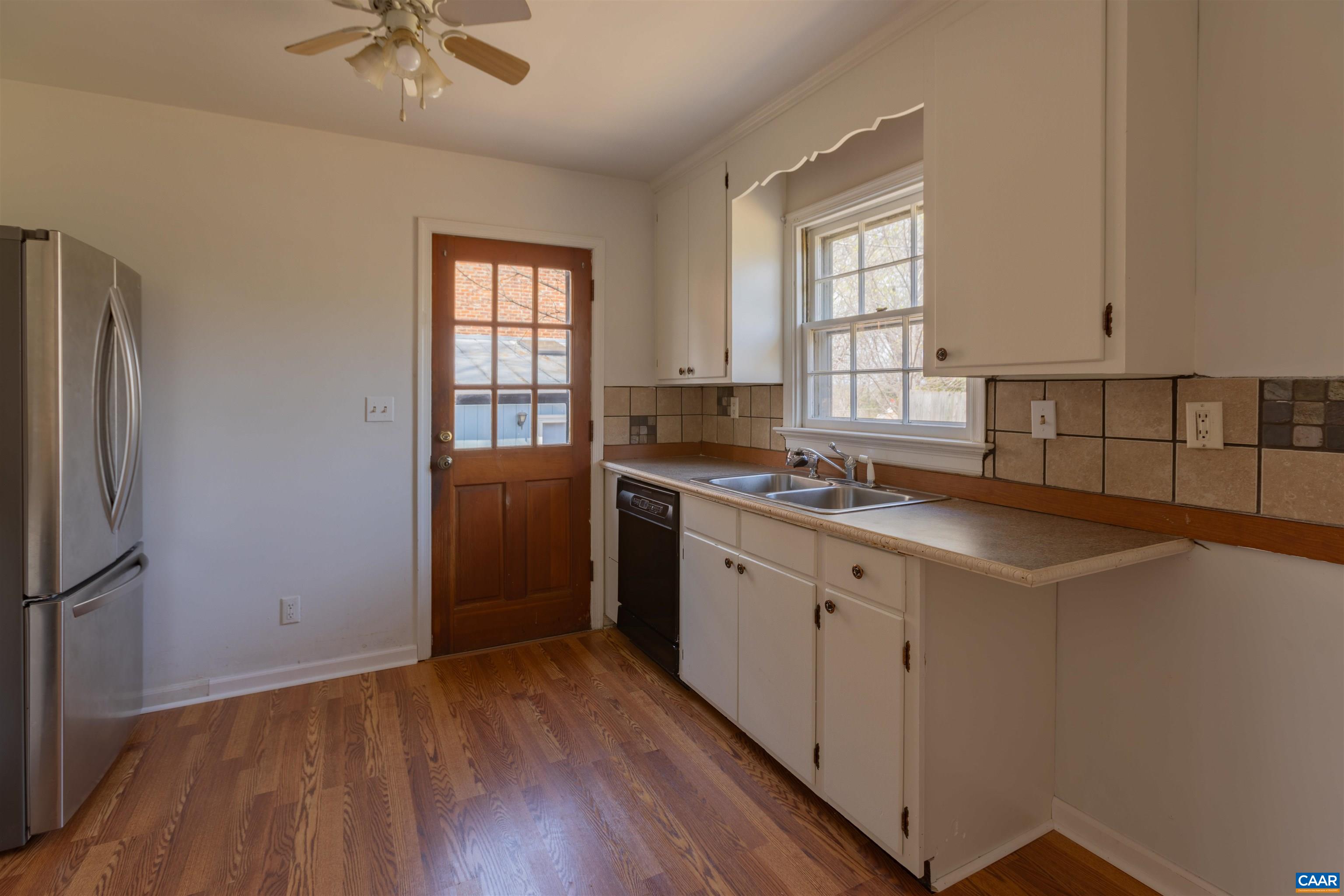 1213 CUTLER LN, CHARLOTTESVILLE, Virginia 22901, 3 Bedrooms Bedrooms, ,2 BathroomsBathrooms,Residential,1213 CUTLER LN,674971 MLS # 674971 1213 CUTLER LN, CHARLOTTESVILLE, Virginia 22901, 3 Bedrooms Bedrooms, ,2 BathroomsBathrooms,Residential,1213 CUTLER LN,674971 MLS # 674971