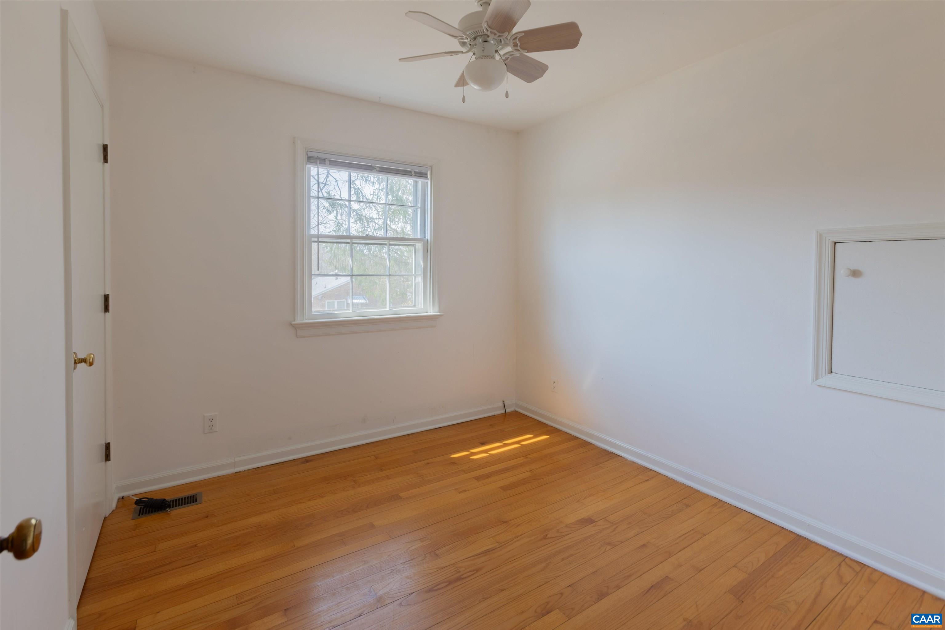 1213 CUTLER LN, CHARLOTTESVILLE, Virginia 22901, 3 Bedrooms Bedrooms, ,2 BathroomsBathrooms,Residential,1213 CUTLER LN,674971 MLS # 674971 1213 CUTLER LN, CHARLOTTESVILLE, Virginia 22901, 3 Bedrooms Bedrooms, ,2 BathroomsBathrooms,Residential,1213 CUTLER LN,674971 MLS # 674971