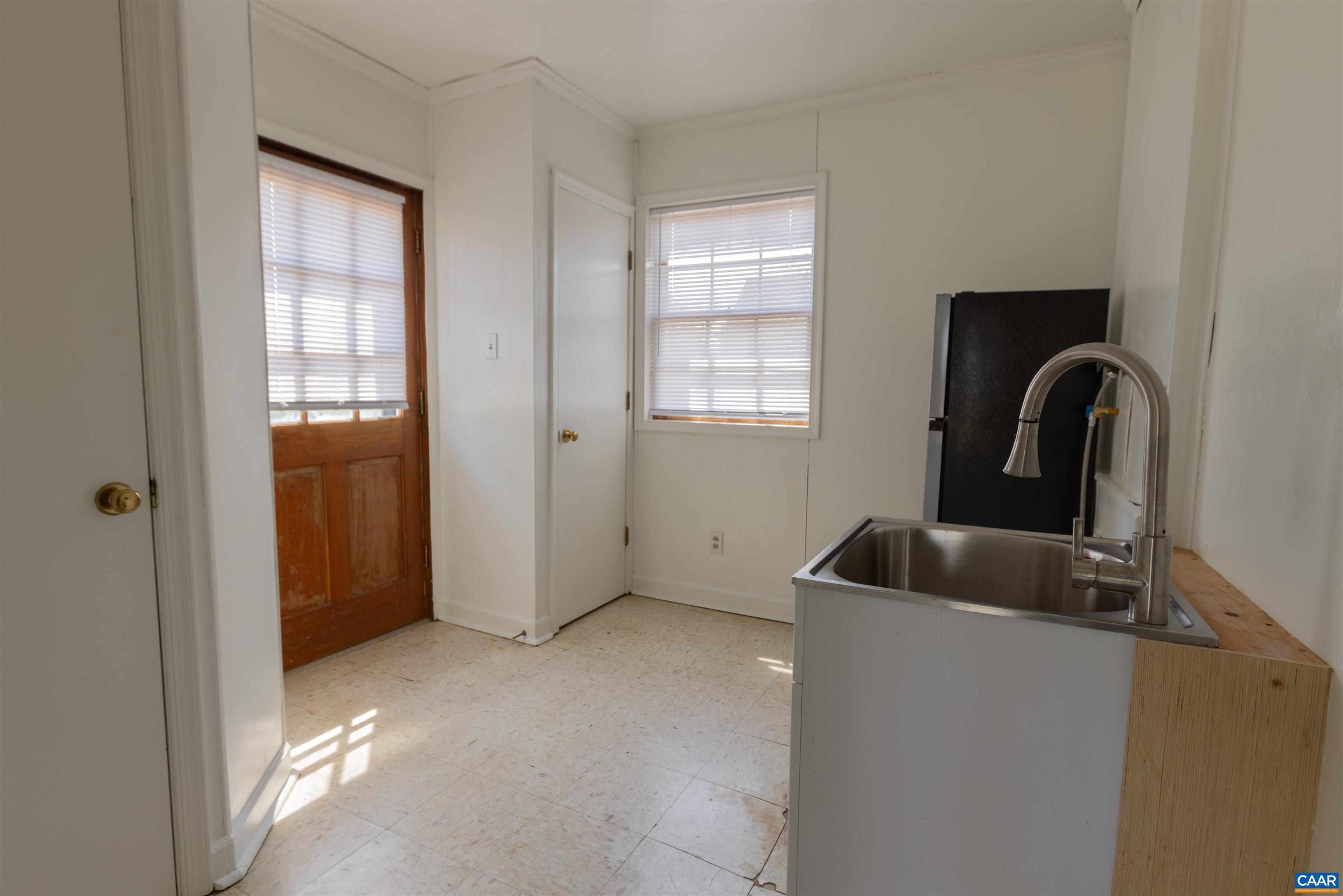 1213 CUTLER LN, CHARLOTTESVILLE, Virginia 22901, 3 Bedrooms Bedrooms, ,2 BathroomsBathrooms,Residential,1213 CUTLER LN,674971 MLS # 674971 1213 CUTLER LN, CHARLOTTESVILLE, Virginia 22901, 3 Bedrooms Bedrooms, ,2 BathroomsBathrooms,Residential,1213 CUTLER LN,674971 MLS # 674971