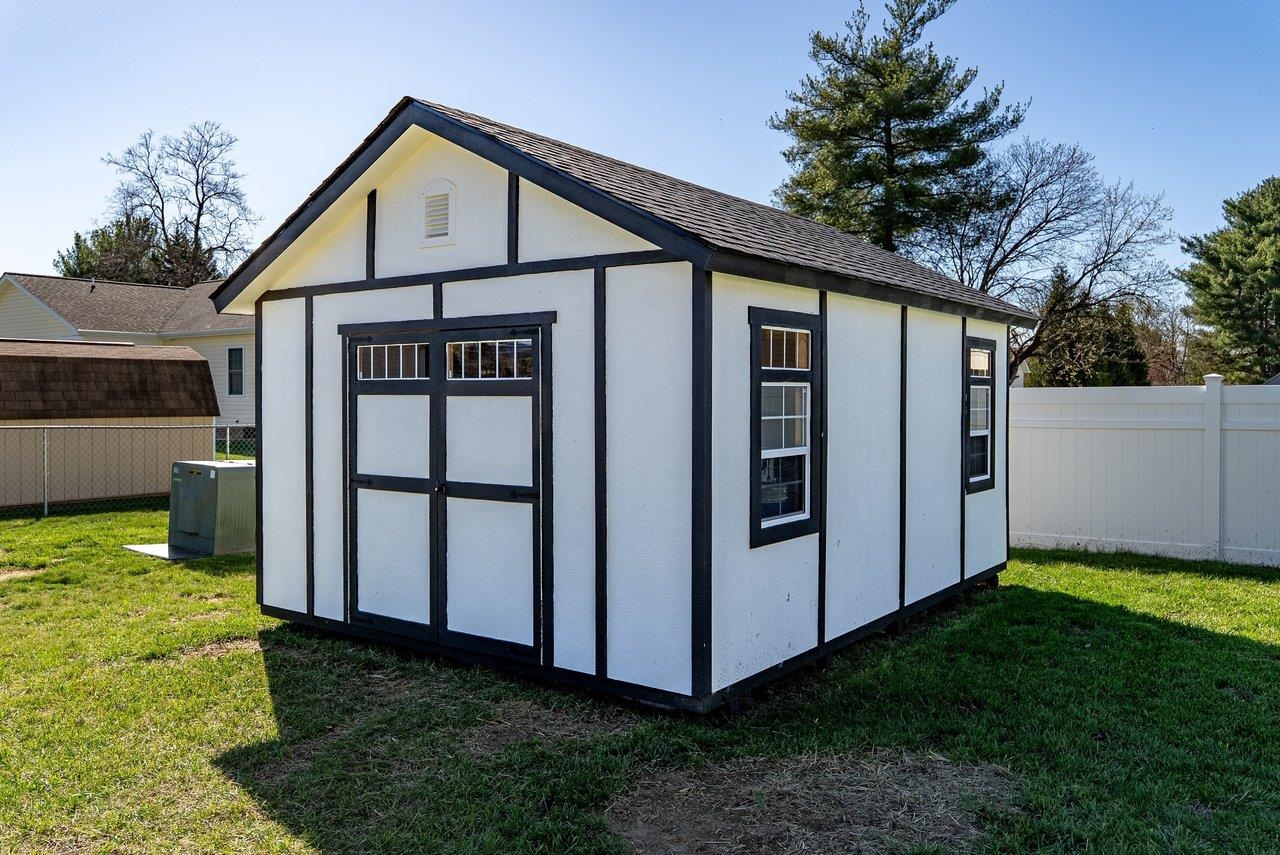 107 8TH ST, GROTTOES, Virginia 24441, 3 Bedrooms Bedrooms, ,2 BathroomsBathrooms,Residential,107 8TH ST,674974 MLS # 674974 107 8TH ST, GROTTOES, Virginia 24441, 3 Bedrooms Bedrooms, ,2 BathroomsBathrooms,Residential,107 8TH ST,674974 MLS # 674974