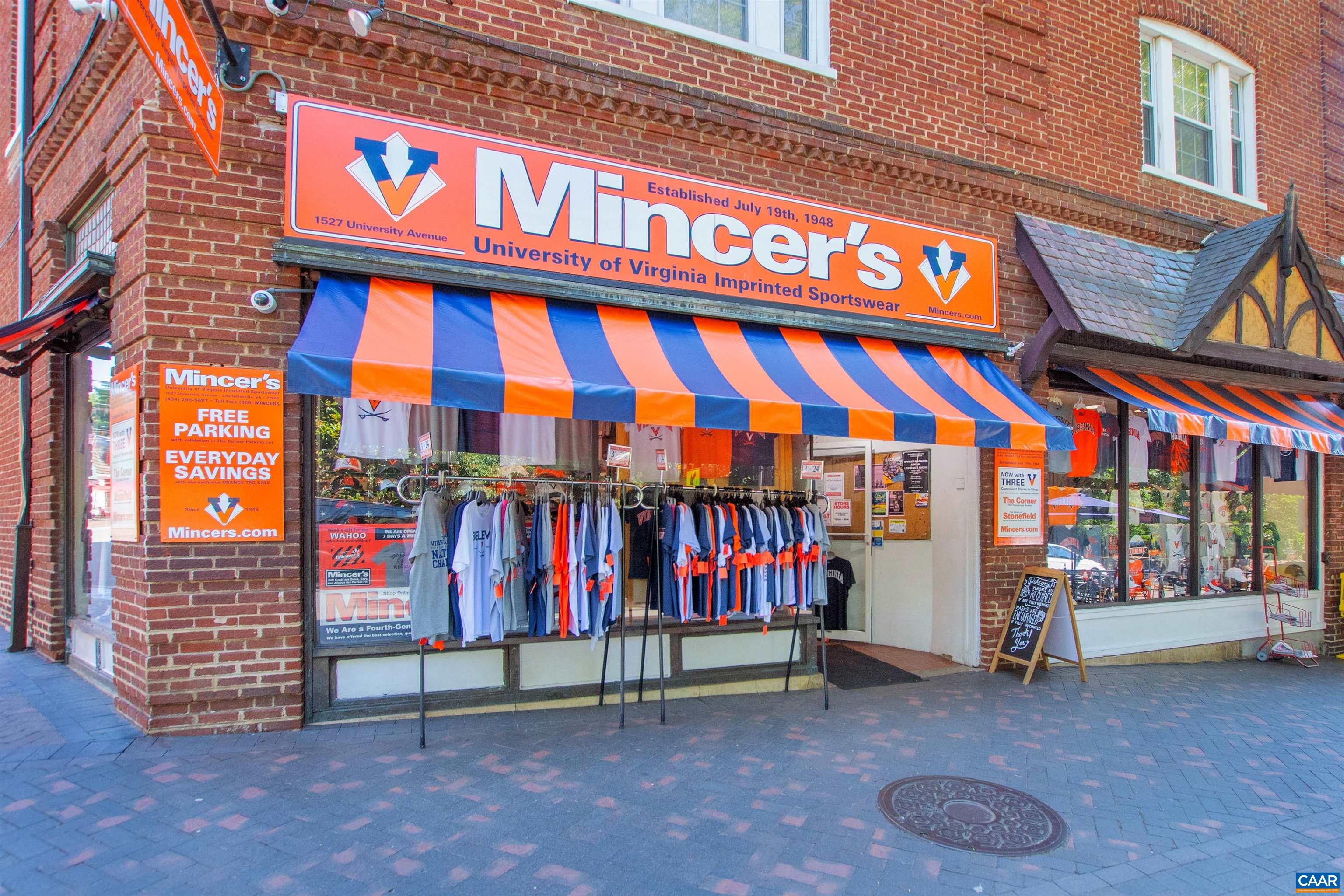 106 BRANDYWINE CT, CHARLOTTESVILLE, Virginia 22901, 3 Bedrooms Bedrooms, ,2 BathroomsBathrooms,Residential,106 BRANDYWINE CT,674976 MLS # 674976