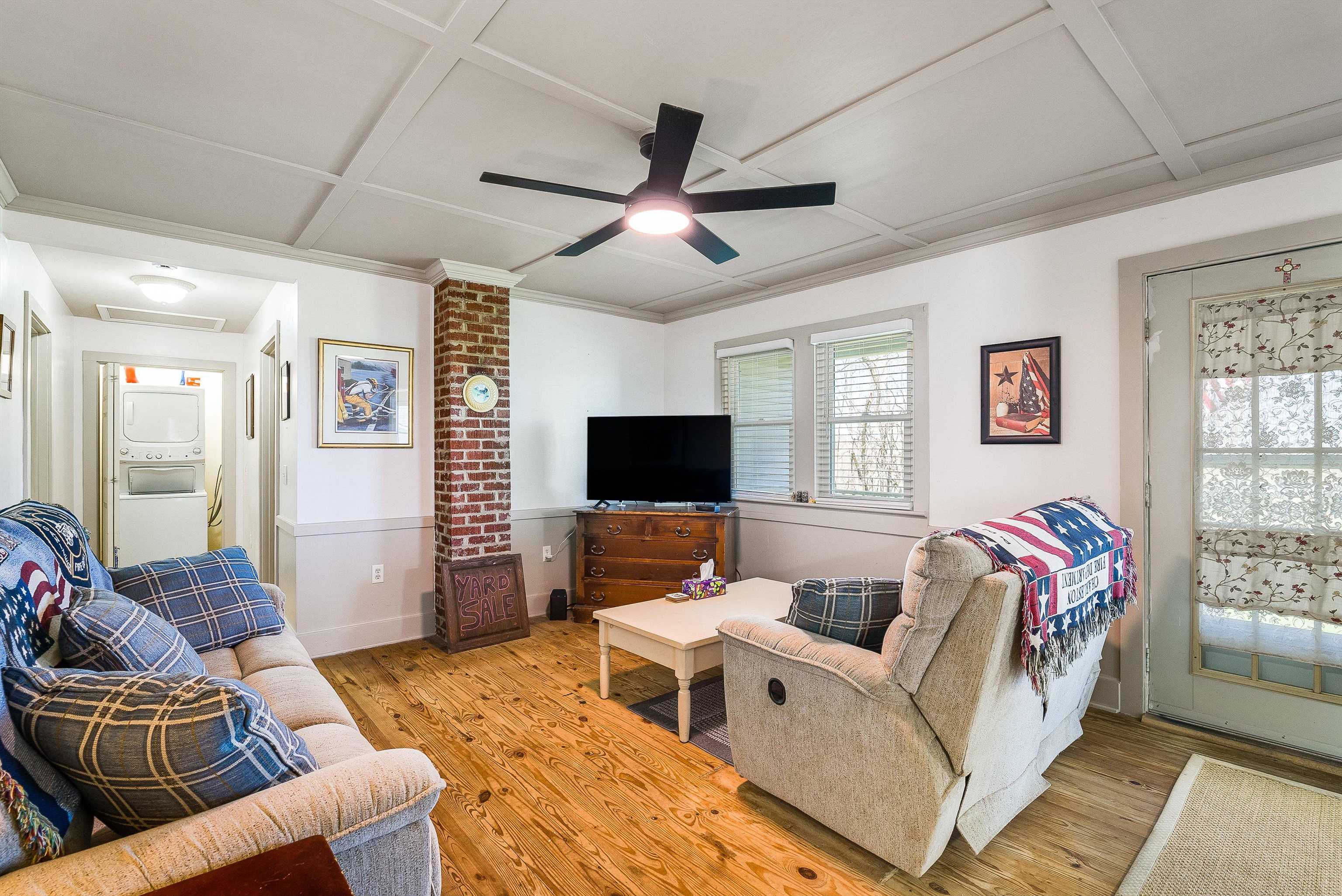 160 HONEYSUCKLE LN, STANLEY, Virginia 22851, 3 Bedrooms Bedrooms, ,1 BathroomBathrooms,Residential,160 HONEYSUCKLE LN,674982 MLS # 674982