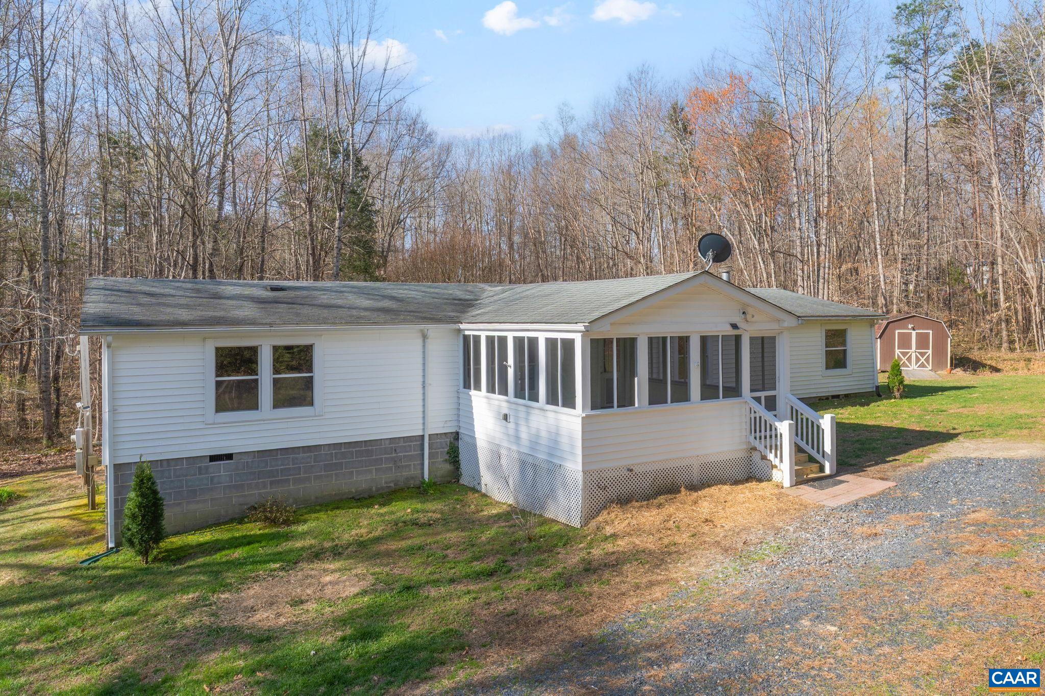11527 S CONSTITUTION RTE, SCOTTSVILLE, Virginia 24590, 3 Bedrooms Bedrooms, ,2 BathroomsBathrooms,Residential,11527 S CONSTITUTION RTE,674984 MLS # 674984