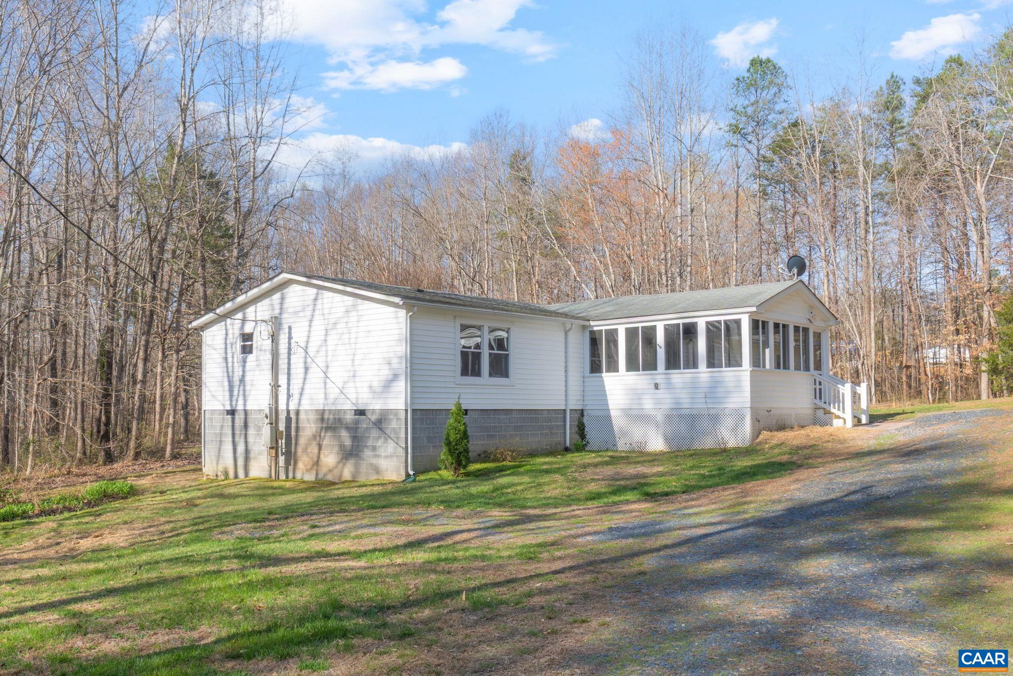 11527 S CONSTITUTION RTE, SCOTTSVILLE, Virginia 24590, 3 Bedrooms Bedrooms, ,2 BathroomsBathrooms,Residential,11527 S CONSTITUTION RTE,674984 MLS # 674984