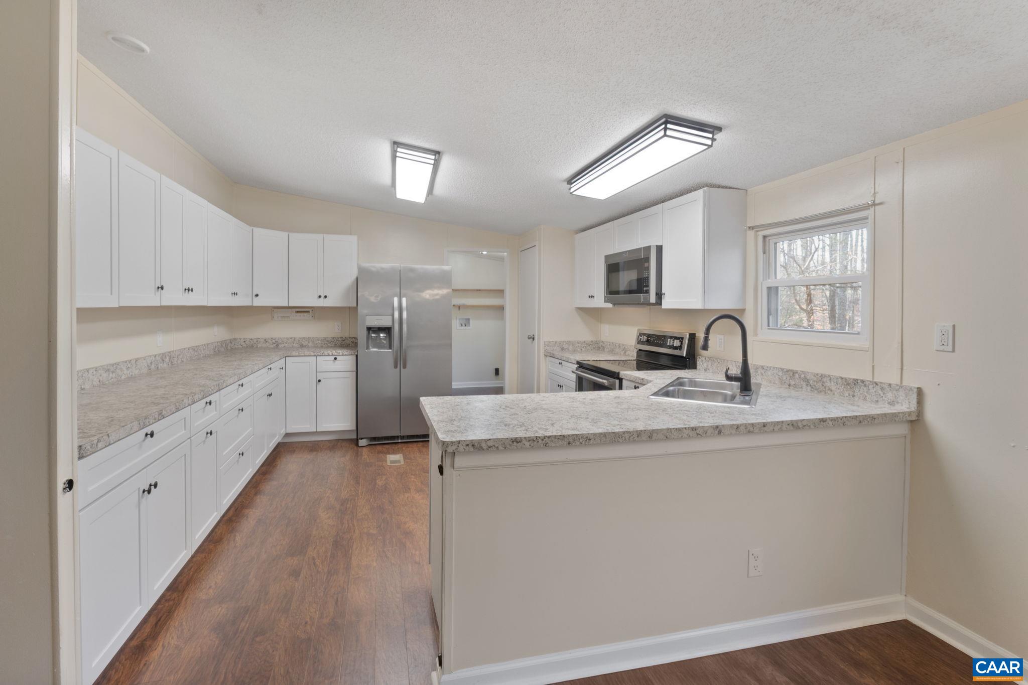 11527 S CONSTITUTION RTE, SCOTTSVILLE, Virginia 24590, 3 Bedrooms Bedrooms, ,2 BathroomsBathrooms,Residential,11527 S CONSTITUTION RTE,674984 MLS # 674984