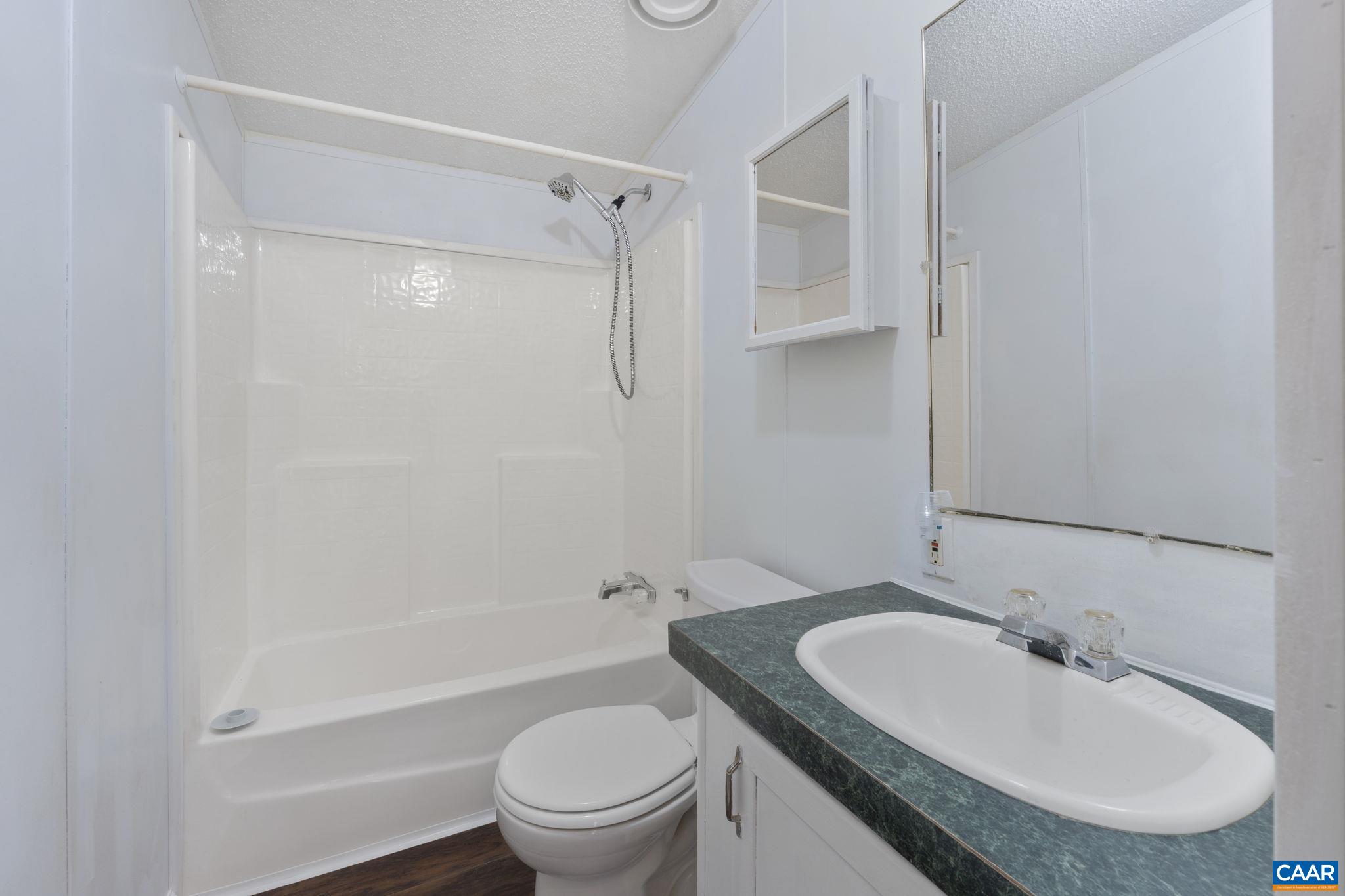 11527 S CONSTITUTION RTE, SCOTTSVILLE, Virginia 24590, 3 Bedrooms Bedrooms, ,2 BathroomsBathrooms,Residential,11527 S CONSTITUTION RTE,674984 MLS # 674984