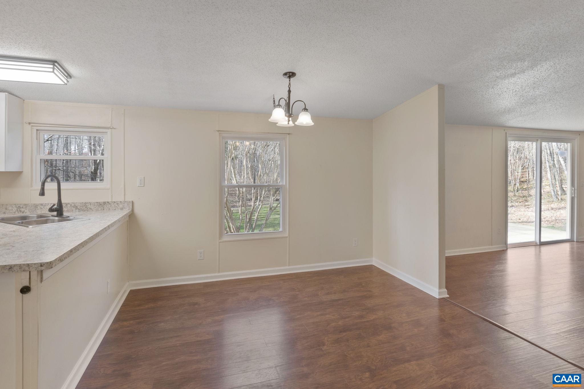 11527 S CONSTITUTION RTE, SCOTTSVILLE, Virginia 24590, 3 Bedrooms Bedrooms, ,2 BathroomsBathrooms,Residential,11527 S CONSTITUTION RTE,674984 MLS # 674984