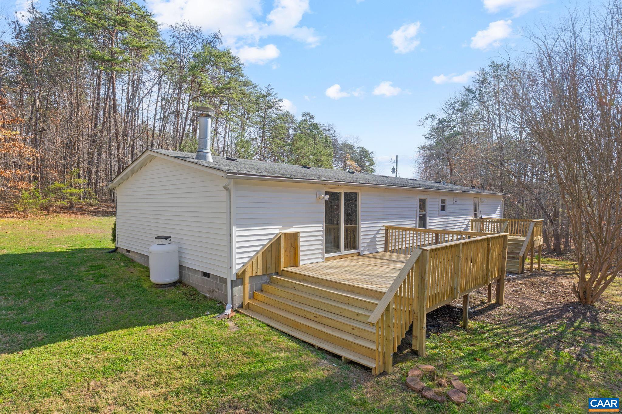 11527 S CONSTITUTION RTE, SCOTTSVILLE, Virginia 24590, 3 Bedrooms Bedrooms, ,2 BathroomsBathrooms,Residential,11527 S CONSTITUTION RTE,674984 MLS # 674984