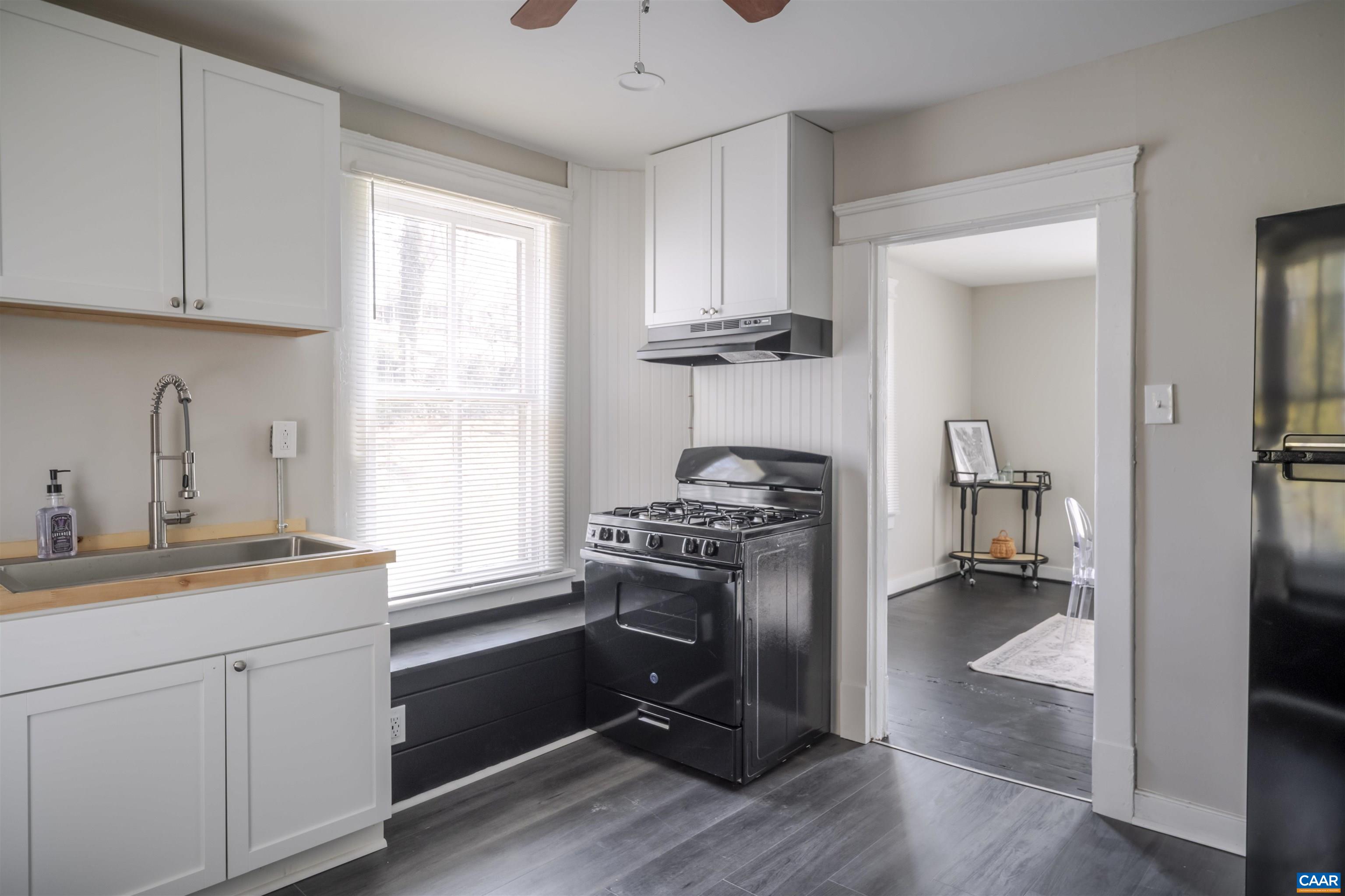 706 CASTALIA ST, CHARLOTTESVILLE, Virginia 22902, 2 Bedrooms Bedrooms, ,1 BathroomBathrooms,Residential,706 CASTALIA ST,674985 MLS # 674985 706 CASTALIA ST, CHARLOTTESVILLE, Virginia 22902, 2 Bedrooms Bedrooms, ,1 BathroomBathrooms,Residential,706 CASTALIA ST,674985 MLS # 674985