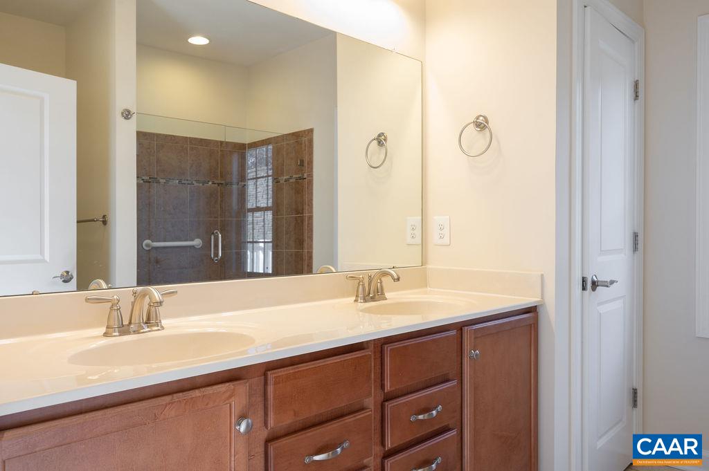 1627 SAWGRASS CT, CHARLOTTESVILLE, Virginia 22901, 2 Bedrooms Bedrooms, ,2 BathroomsBathrooms,Residential,1627 SAWGRASS CT,674989 MLS # 674989 1627 SAWGRASS CT, CHARLOTTESVILLE, Virginia 22901, 2 Bedrooms Bedrooms, ,2 BathroomsBathrooms,Residential,1627 SAWGRASS CT,674989 MLS # 674989