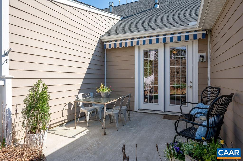 1627 SAWGRASS CT, CHARLOTTESVILLE, Virginia 22901, 2 Bedrooms Bedrooms, ,2 BathroomsBathrooms,Residential,1627 SAWGRASS CT,674989 MLS # 674989 1627 SAWGRASS CT, CHARLOTTESVILLE, Virginia 22901, 2 Bedrooms Bedrooms, ,2 BathroomsBathrooms,Residential,1627 SAWGRASS CT,674989 MLS # 674989