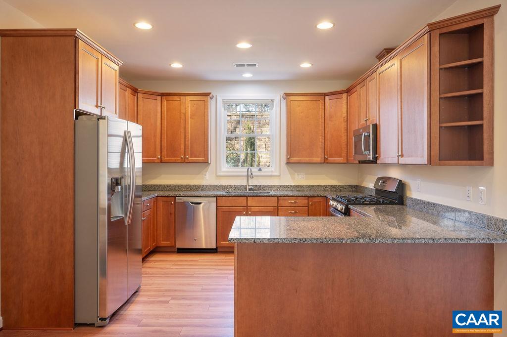 1627 SAWGRASS CT, CHARLOTTESVILLE, Virginia 22901, 2 Bedrooms Bedrooms, ,2 BathroomsBathrooms,Residential,1627 SAWGRASS CT,674989 MLS # 674989 1627 SAWGRASS CT, CHARLOTTESVILLE, Virginia 22901, 2 Bedrooms Bedrooms, ,2 BathroomsBathrooms,Residential,1627 SAWGRASS CT,674989 MLS # 674989