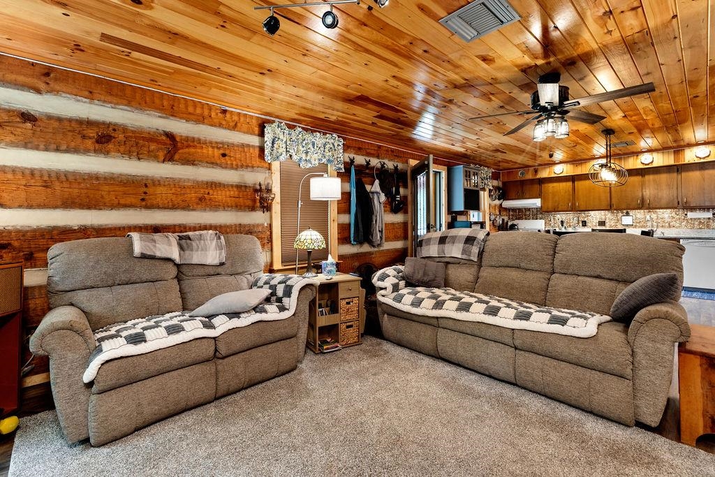 1063 S HIGH VALLEY DR, MONTEREY, Virginia 24465, 2 Bedrooms Bedrooms, ,2 BathroomsBathrooms,Residential,Knight,1063 S HIGH VALLEY DR,674995 MLS # 674995 1063 S HIGH VALLEY DR, MONTEREY, Virginia 24465, 2 Bedrooms Bedrooms, ,2 BathroomsBathrooms,Residential,Knight,1063 S HIGH VALLEY DR,674995 MLS # 674995