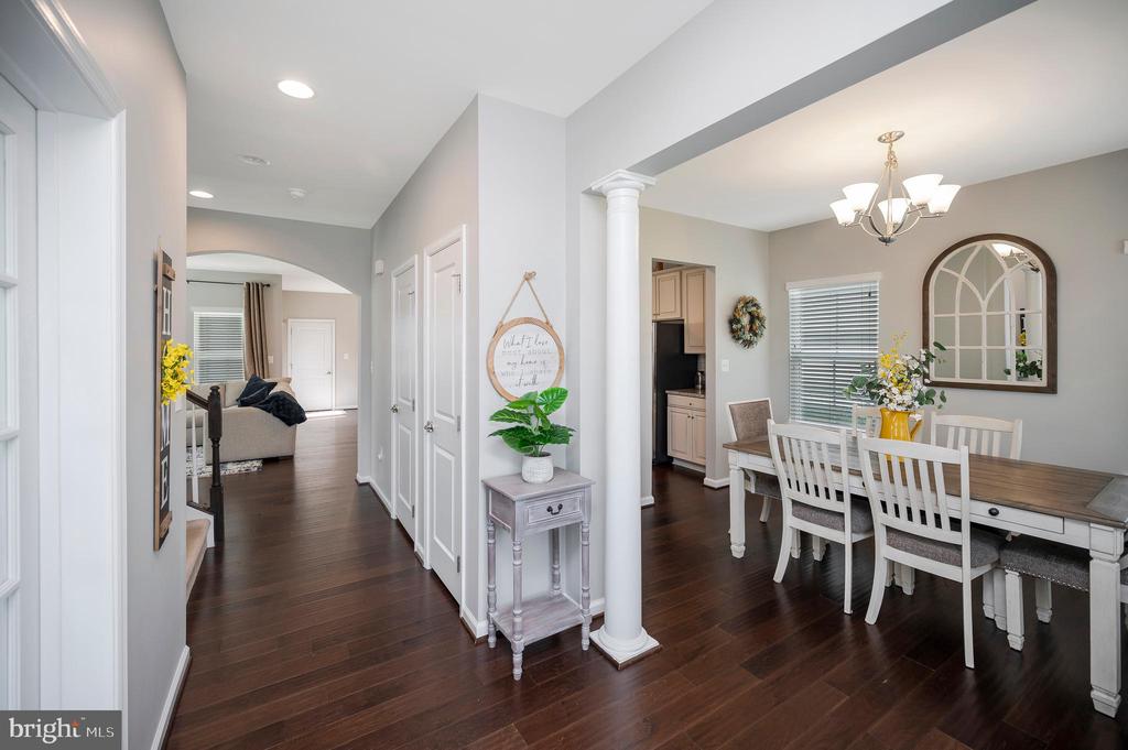 7002 COURTHOUSE COMMONS BLVD, SPOTSYLVANIA, Virginia 22553, 4 Bedrooms Bedrooms, ,3 BathroomsBathrooms,Residential,7002 COURTHOUSE COMMONS BLVD,VASP2040168 MLS # VASP2040168