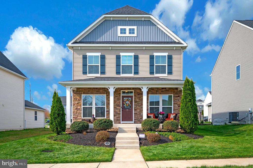 7002 COURTHOUSE COMMONS BLVD, SPOTSYLVANIA, Virginia 22553, 4 Bedrooms Bedrooms, ,3 BathroomsBathrooms,Residential,7002 COURTHOUSE COMMONS BLVD,VASP2040168 MLS # VASP2040168