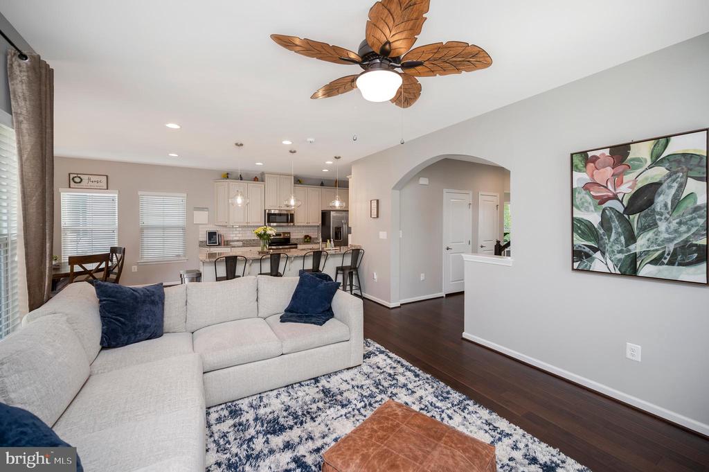 7002 COURTHOUSE COMMONS BLVD, SPOTSYLVANIA, Virginia 22553, 4 Bedrooms Bedrooms, ,3 BathroomsBathrooms,Residential,7002 COURTHOUSE COMMONS BLVD,VASP2040168 MLS # VASP2040168