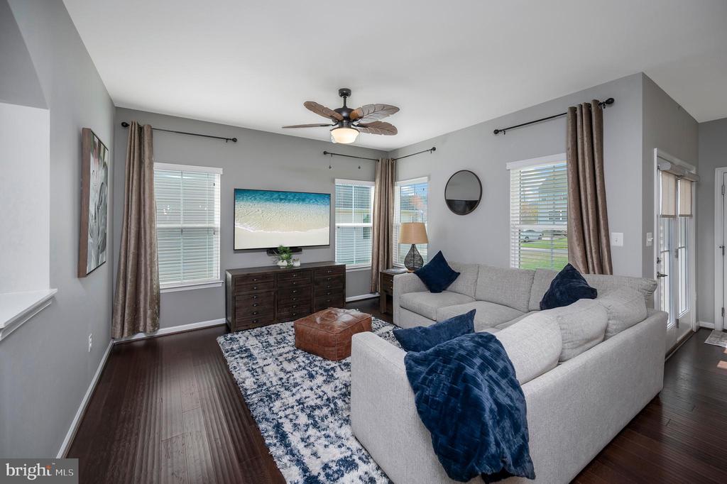 7002 COURTHOUSE COMMONS BLVD, SPOTSYLVANIA, Virginia 22553, 4 Bedrooms Bedrooms, ,3 BathroomsBathrooms,Residential,7002 COURTHOUSE COMMONS BLVD,VASP2040168 MLS # VASP2040168