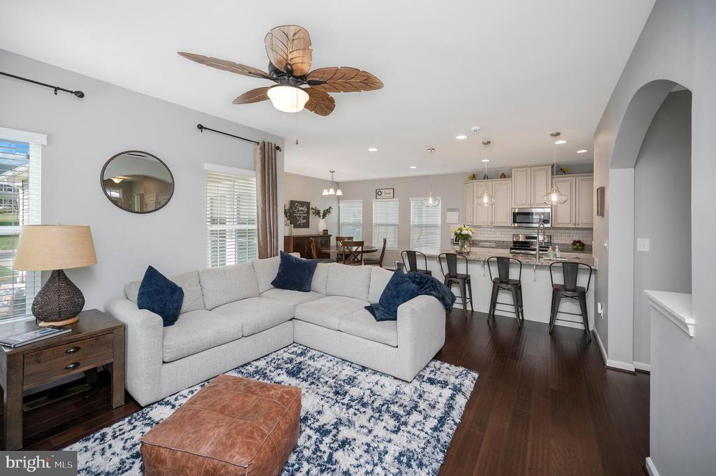 7002 COURTHOUSE COMMONS BLVD, SPOTSYLVANIA, Virginia 22553, 4 Bedrooms Bedrooms, ,3 BathroomsBathrooms,Residential,7002 COURTHOUSE COMMONS BLVD,VASP2040168 MLS # VASP2040168