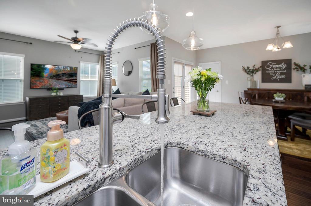 7002 COURTHOUSE COMMONS BLVD, SPOTSYLVANIA, Virginia 22553, 4 Bedrooms Bedrooms, ,3 BathroomsBathrooms,Residential,7002 COURTHOUSE COMMONS BLVD,VASP2040168 MLS # VASP2040168