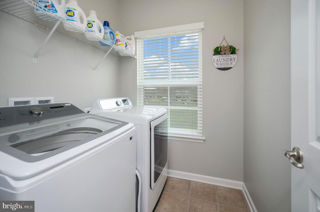 7002 COURTHOUSE COMMONS BLVD, SPOTSYLVANIA, Virginia 22553, 4 Bedrooms Bedrooms, ,3 BathroomsBathrooms,Residential,7002 COURTHOUSE COMMONS BLVD,VASP2040168 MLS # VASP2040168