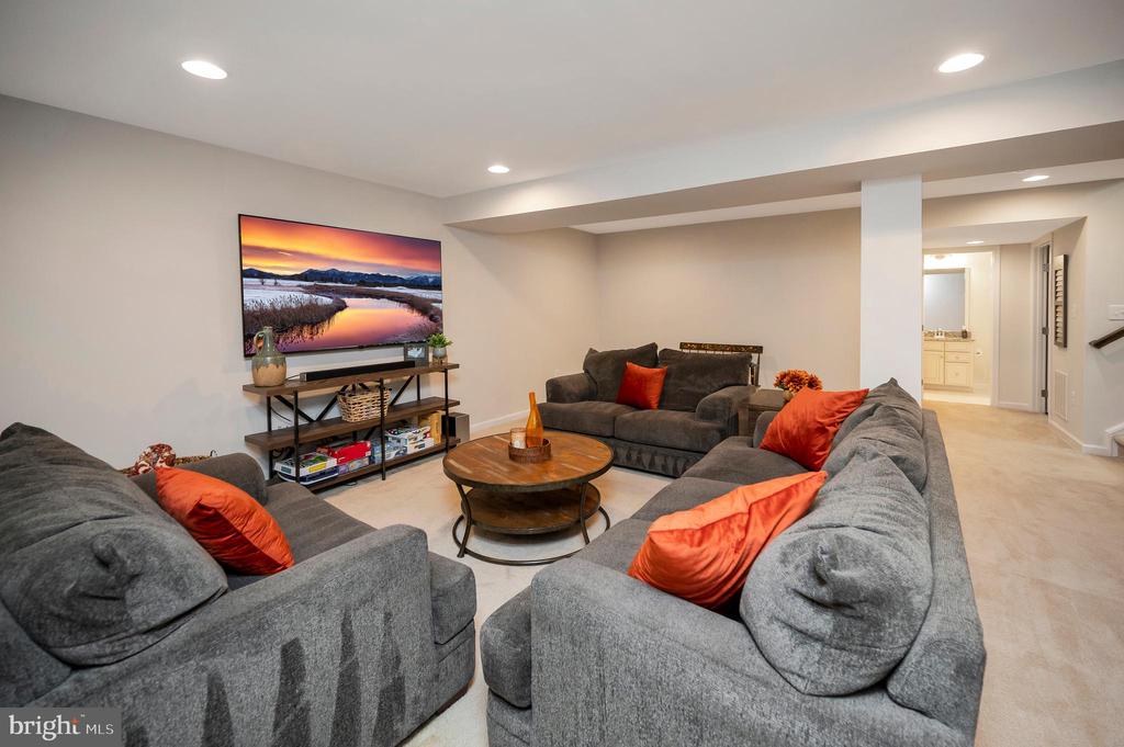 7002 COURTHOUSE COMMONS BLVD, SPOTSYLVANIA, Virginia 22553, 4 Bedrooms Bedrooms, ,3 BathroomsBathrooms,Residential,7002 COURTHOUSE COMMONS BLVD,VASP2040168 MLS # VASP2040168