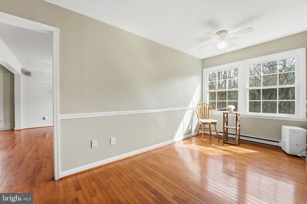 8277 LOCK LN, WARRENTON, Virginia 20186, 5 Bedrooms Bedrooms, ,3 BathroomsBathrooms,Residential,8277 LOCK LN,VAFQ2021058 MLS # VAFQ2021058