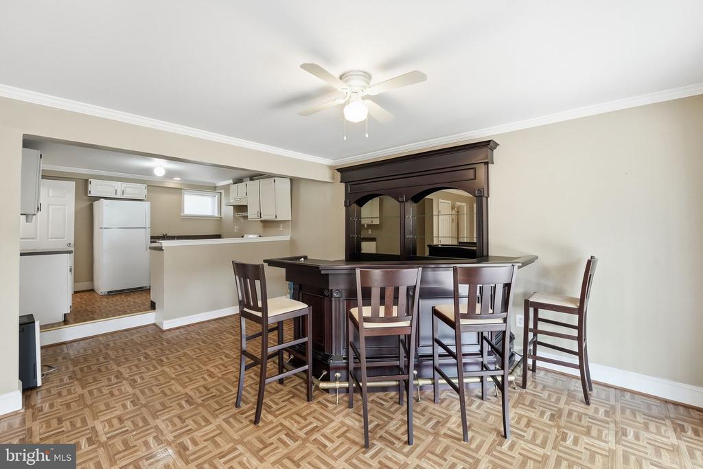 8277 LOCK LN, WARRENTON, Virginia 20186, 5 Bedrooms Bedrooms, ,3 BathroomsBathrooms,Residential,8277 LOCK LN,VAFQ2021058 MLS # VAFQ2021058