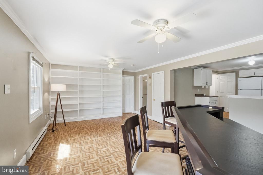 8277 LOCK LN, WARRENTON, Virginia 20186, 5 Bedrooms Bedrooms, ,3 BathroomsBathrooms,Residential,8277 LOCK LN,VAFQ2021058 MLS # VAFQ2021058