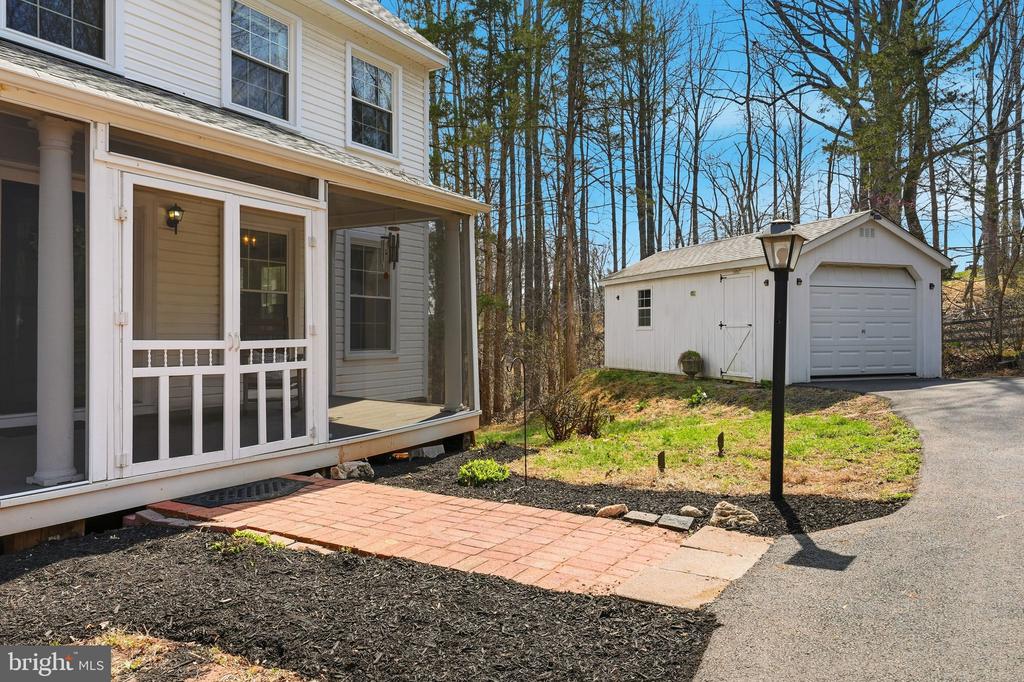 8277 LOCK LN, WARRENTON, Virginia 20186, 5 Bedrooms Bedrooms, ,3 BathroomsBathrooms,Residential,8277 LOCK LN,VAFQ2021058 MLS # VAFQ2021058