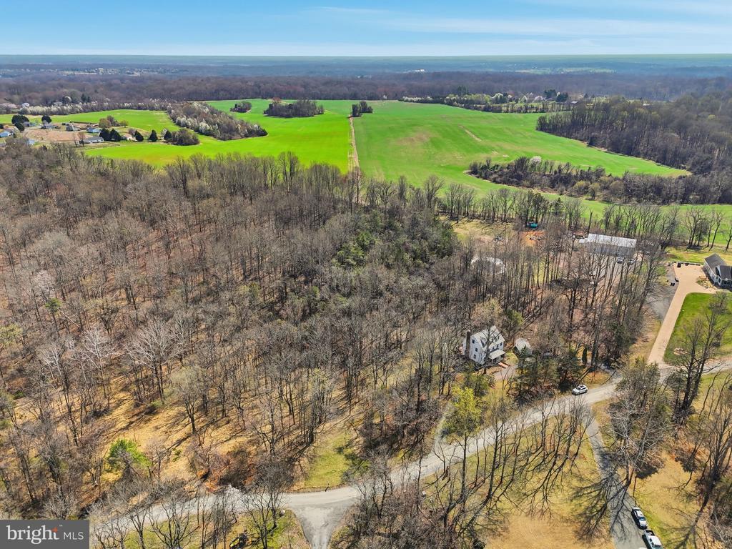 8277 LOCK LN, WARRENTON, Virginia 20186, 5 Bedrooms Bedrooms, ,3 BathroomsBathrooms,Residential,8277 LOCK LN,VAFQ2021058 MLS # VAFQ2021058