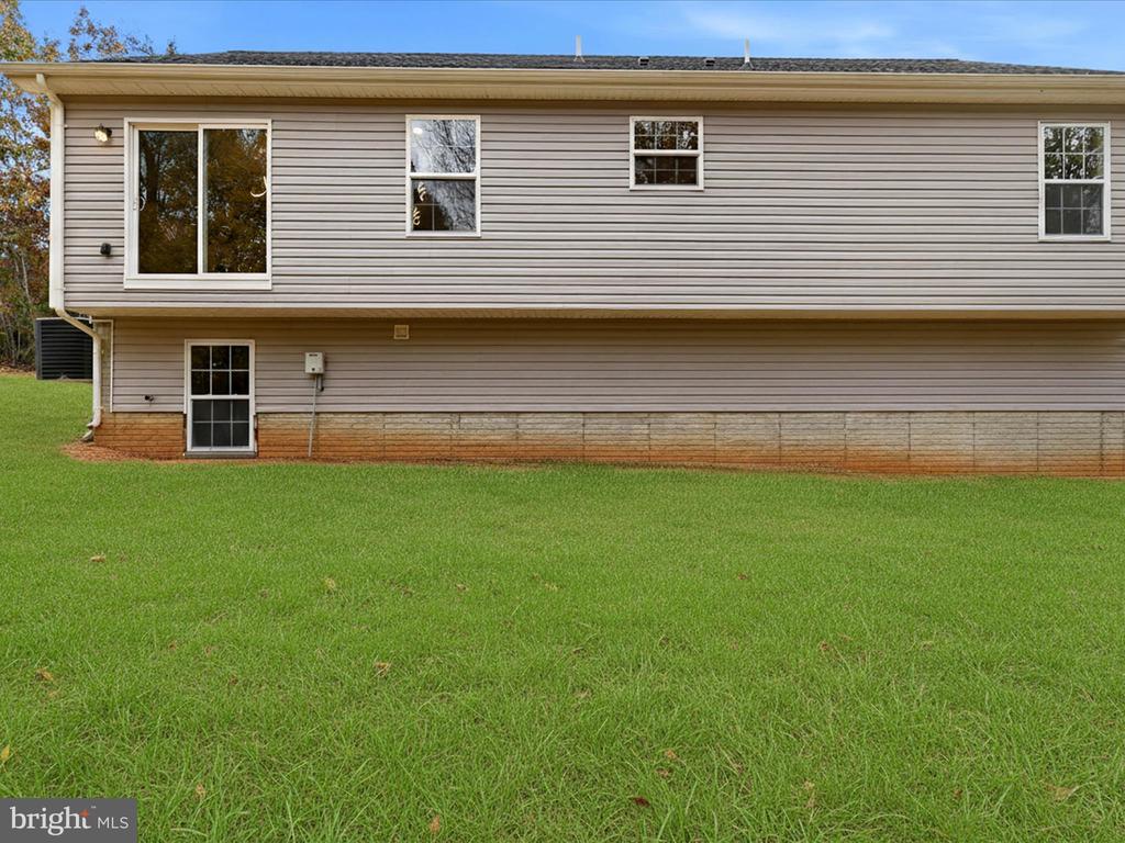 3281 RUSSEL RUN RD, LOCUST GROVE, Virginia 22508, 4 Bedrooms Bedrooms, ,2 BathroomsBathrooms,Residential,3281 RUSSEL RUN RD,VAOR2013676 MLS # VAOR2013676 3281 RUSSEL RUN RD, LOCUST GROVE, Virginia 22508, 4 Bedrooms Bedrooms, ,2 BathroomsBathrooms,Residential,3281 RUSSEL RUN RD,VAOR2013676 MLS # VAOR2013676