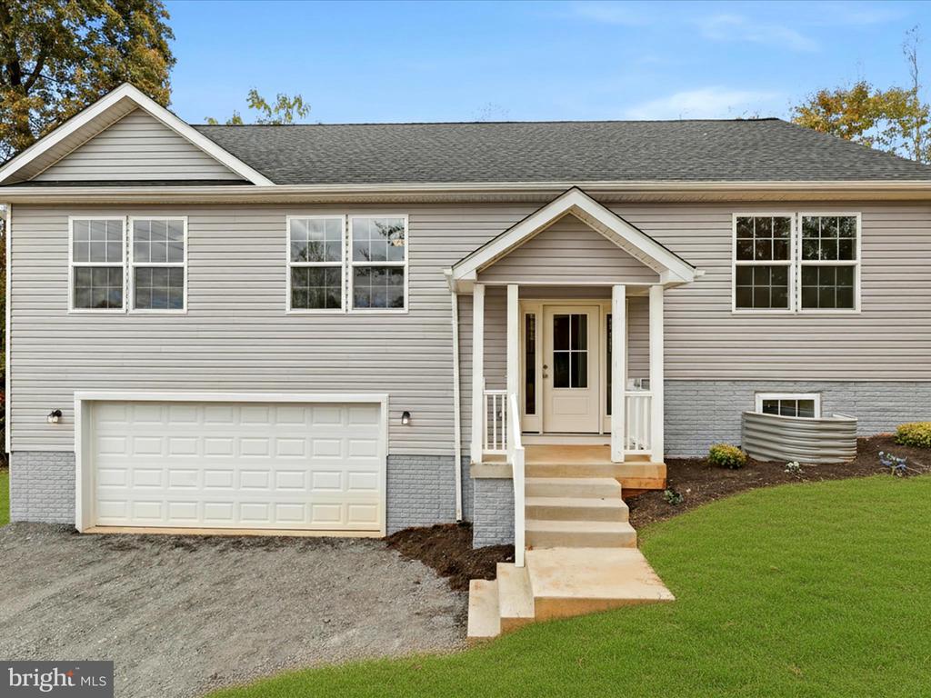 3281 RUSSEL RUN RD, LOCUST GROVE, Virginia 22508, 4 Bedrooms Bedrooms, ,2 BathroomsBathrooms,Residential,3281 RUSSEL RUN RD,VAOR2013676 MLS # VAOR2013676 3281 RUSSEL RUN RD, LOCUST GROVE, Virginia 22508, 4 Bedrooms Bedrooms, ,2 BathroomsBathrooms,Residential,3281 RUSSEL RUN RD,VAOR2013676 MLS # VAOR2013676