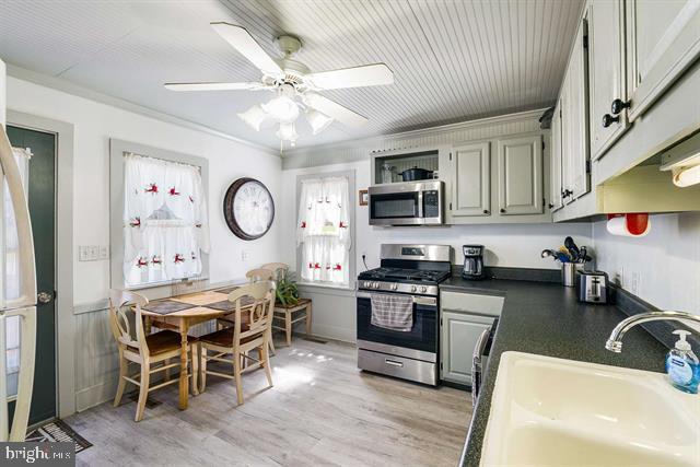 160 HONEYSUCKLE LN, STANLEY, Virginia 22851, 3 Bedrooms Bedrooms, ,1 BathroomBathrooms,Residential,160 HONEYSUCKLE LN,VAPA2006232 MLS # VAPA2006232