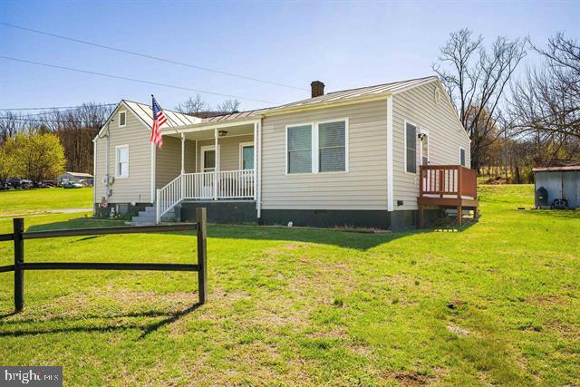 160 HONEYSUCKLE LN, STANLEY, Virginia 22851, 3 Bedrooms Bedrooms, ,1 BathroomBathrooms,Residential,160 HONEYSUCKLE LN,VAPA2006232 MLS # VAPA2006232