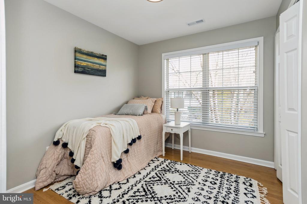 11709 WOODLAND VIEW DR, FREDERICKSBURG, Virginia 22407, 4 Bedrooms Bedrooms, ,3 BathroomsBathrooms,Residential,11709 WOODLAND VIEW DR,VASP2040396 MLS # VASP2040396