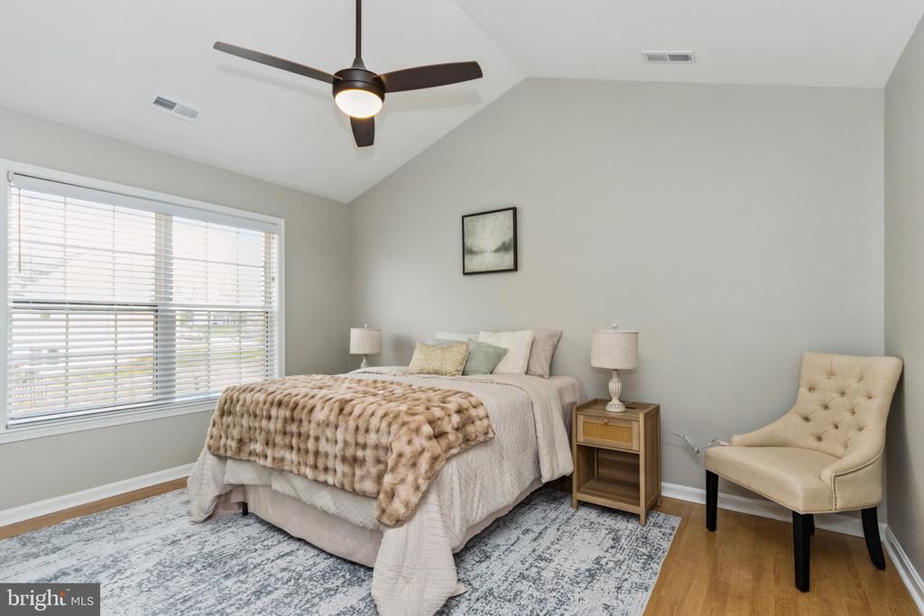 11709 WOODLAND VIEW DR, FREDERICKSBURG, Virginia 22407, 4 Bedrooms Bedrooms, ,3 BathroomsBathrooms,Residential,11709 WOODLAND VIEW DR,VASP2040396 MLS # VASP2040396