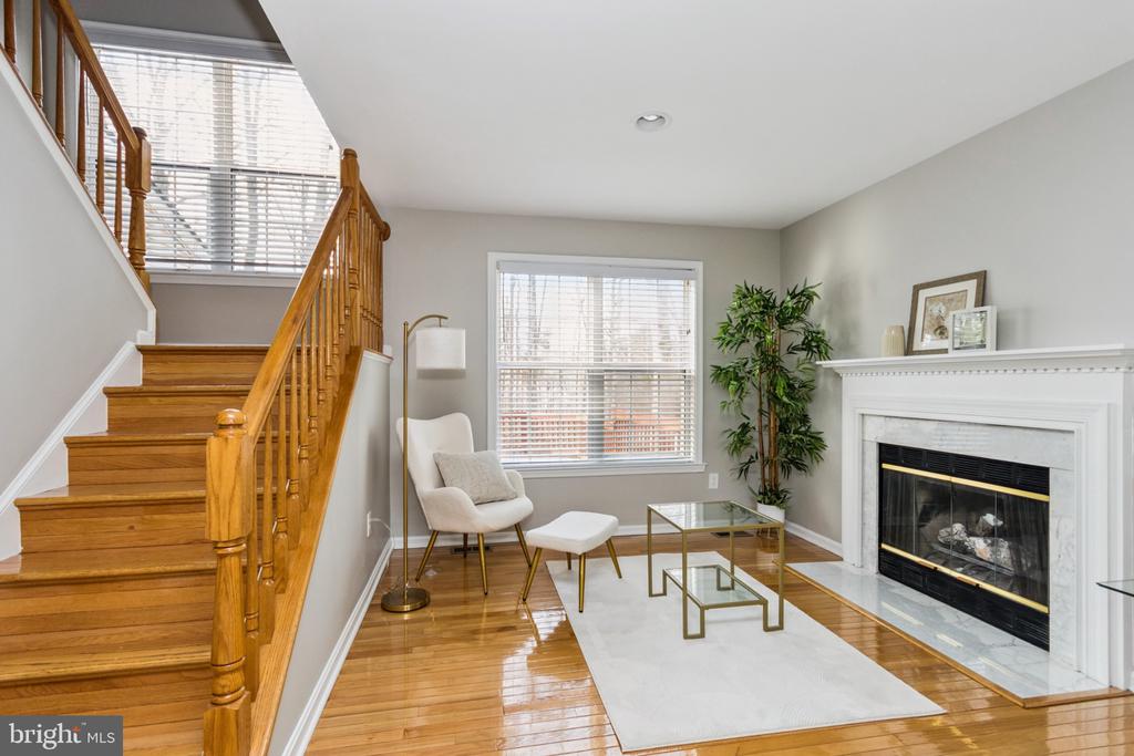 11709 WOODLAND VIEW DR, FREDERICKSBURG, Virginia 22407, 4 Bedrooms Bedrooms, ,3 BathroomsBathrooms,Residential,11709 WOODLAND VIEW DR,VASP2040396 MLS # VASP2040396