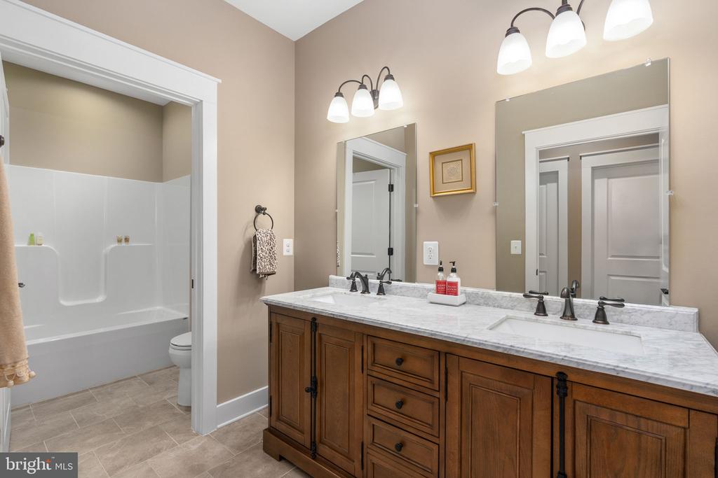 7245 COVINGTON HOME PL, CULPEPER, Virginia 22701, 4 Bedrooms Bedrooms, ,3 BathroomsBathrooms,Residential,7245 COVINGTON HOME PL,VACU2013124 MLS # VACU2013124 7245 COVINGTON HOME PL, CULPEPER, Virginia 22701, 4 Bedrooms Bedrooms, ,3 BathroomsBathrooms,Residential,7245 COVINGTON HOME PL,VACU2013124 MLS # VACU2013124