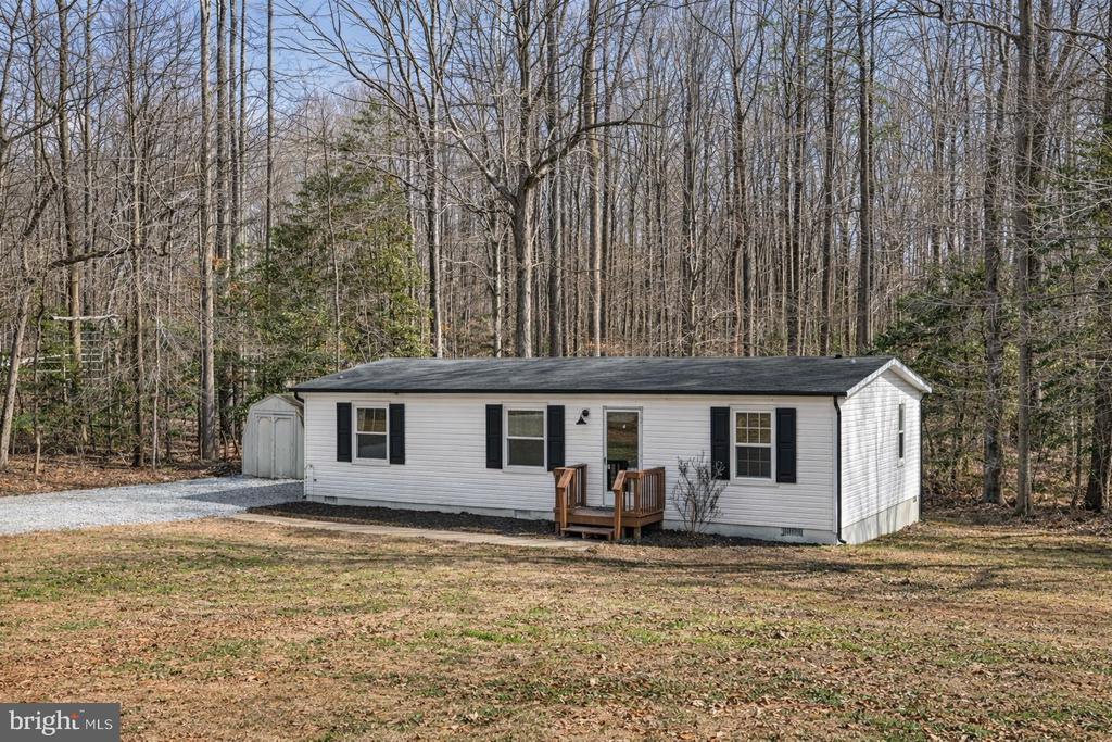 7309 RED FEATHER LN, SPOTSYLVANIA, Virginia 22551, 3 Bedrooms Bedrooms, ,2 BathroomsBathrooms,Residential,7309 RED FEATHER LN,VASP2040400 MLS # VASP2040400