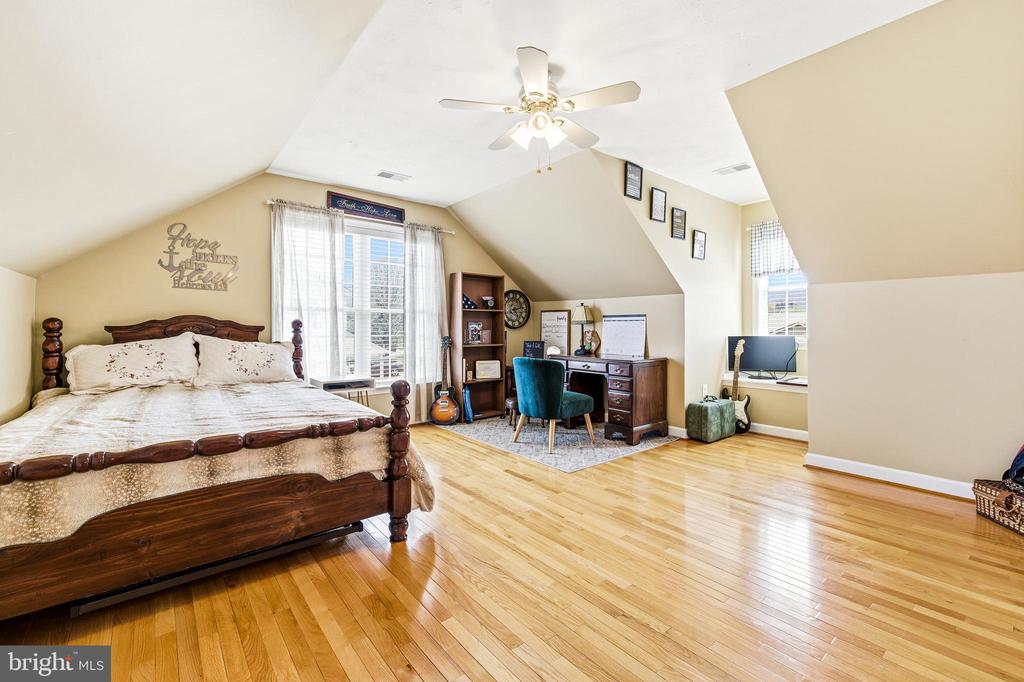 154 W WANDA ST, STANLEY, Virginia 22851, 4 Bedrooms Bedrooms, ,3 BathroomsBathrooms,Residential,154 W WANDA ST,VAPA2006214 MLS # VAPA2006214