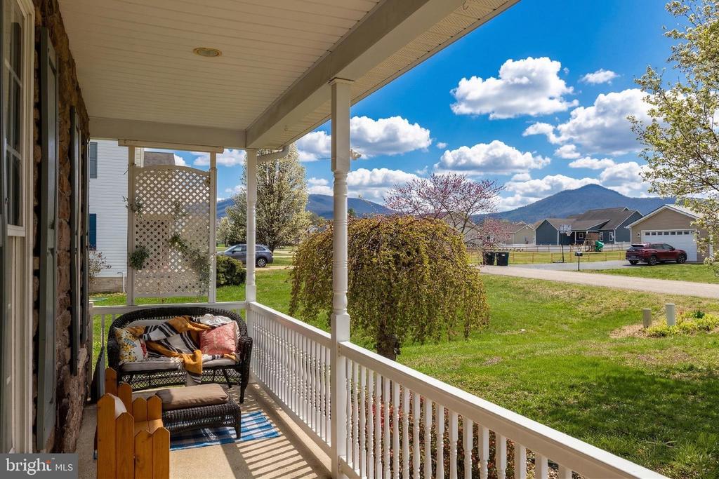 154 W WANDA ST, STANLEY, Virginia 22851, 4 Bedrooms Bedrooms, ,3 BathroomsBathrooms,Residential,154 W WANDA ST,VAPA2006214 MLS # VAPA2006214