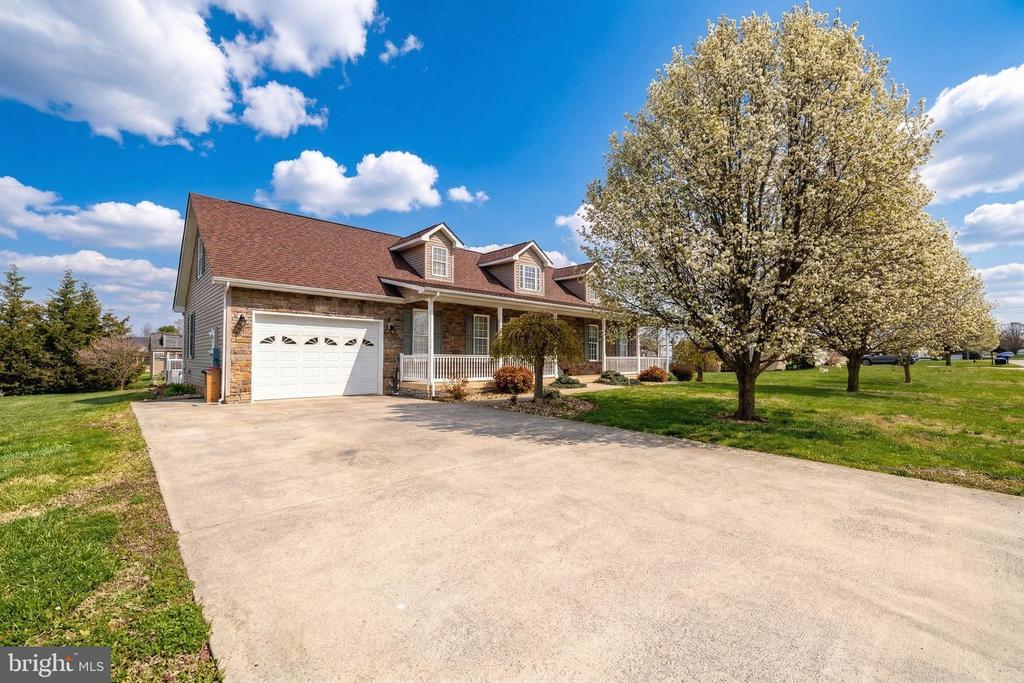 154 W WANDA ST, STANLEY, Virginia 22851, 4 Bedrooms Bedrooms, ,3 BathroomsBathrooms,Residential,154 W WANDA ST,VAPA2006214 MLS # VAPA2006214