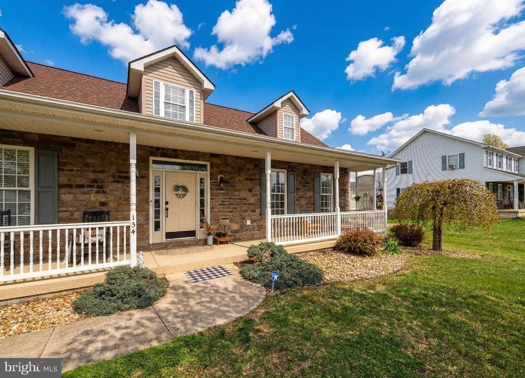 154 W WANDA ST, STANLEY, Virginia 22851, 4 Bedrooms Bedrooms, ,3 BathroomsBathrooms,Residential,154 W WANDA ST,VAPA2006214 MLS # VAPA2006214