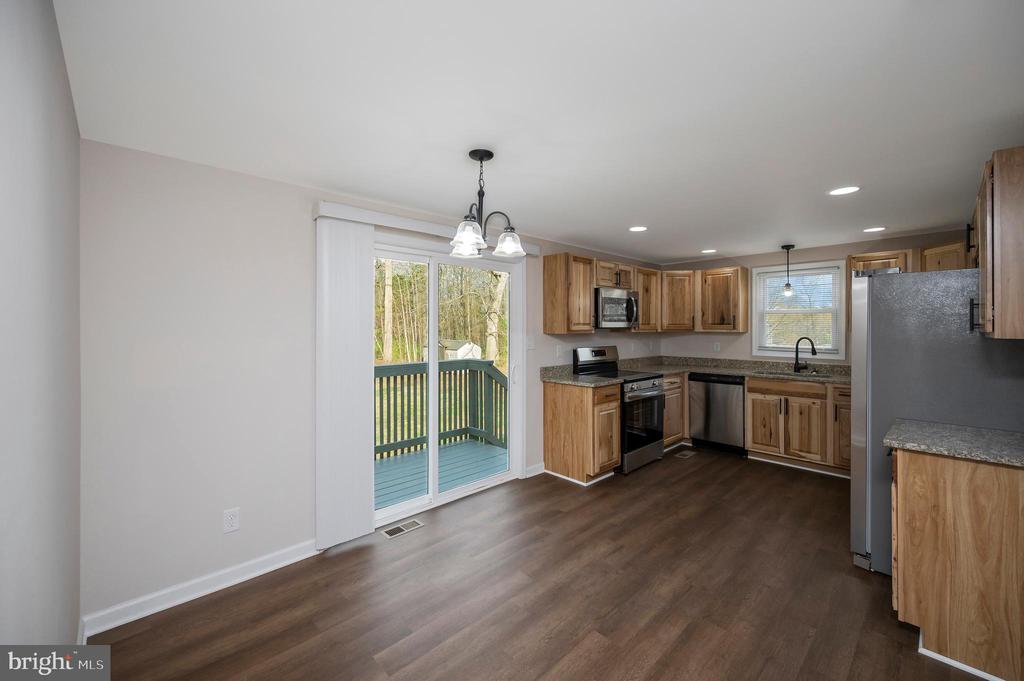 5200 HAMS FORD RD, WOODFORD, Virginia 22580, 4 Bedrooms Bedrooms, ,3 BathroomsBathrooms,Residential,5200 HAMS FORD RD,VASP2040404 MLS # VASP2040404