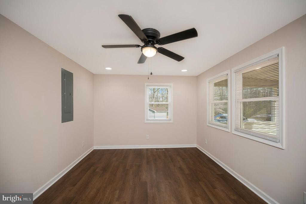 5200 HAMS FORD RD, WOODFORD, Virginia 22580, 4 Bedrooms Bedrooms, ,3 BathroomsBathrooms,Residential,5200 HAMS FORD RD,VASP2040404 MLS # VASP2040404