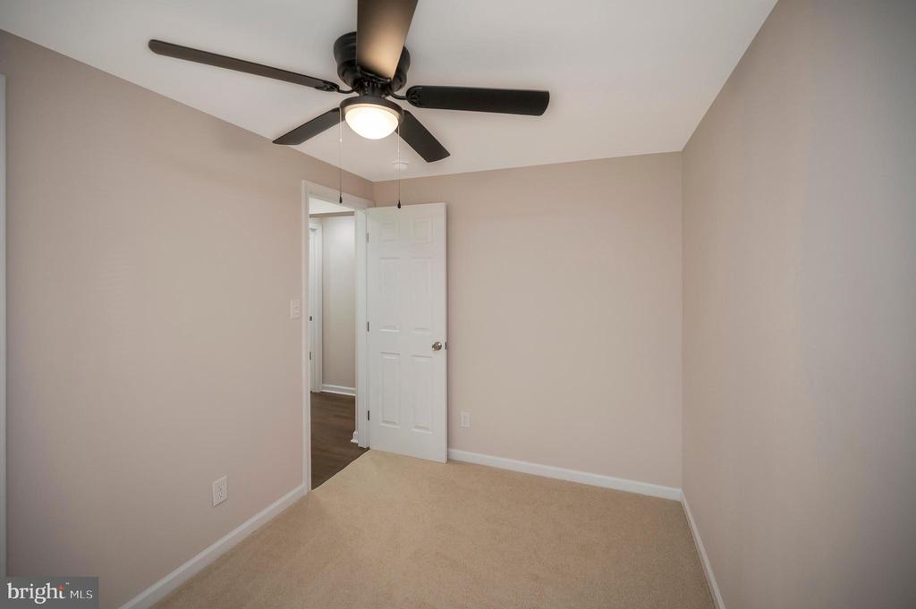 5200 HAMS FORD RD, WOODFORD, Virginia 22580, 4 Bedrooms Bedrooms, ,3 BathroomsBathrooms,Residential,5200 HAMS FORD RD,VASP2040404 MLS # VASP2040404