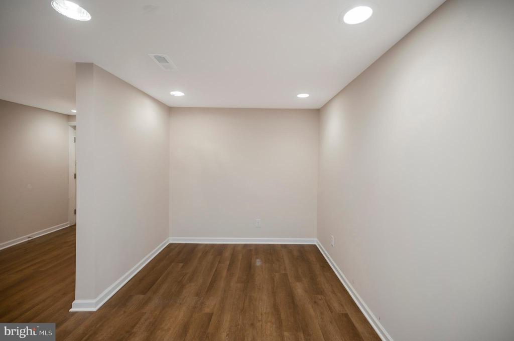 5200 HAMS FORD RD, WOODFORD, Virginia 22580, 4 Bedrooms Bedrooms, ,3 BathroomsBathrooms,Residential,5200 HAMS FORD RD,VASP2040404 MLS # VASP2040404