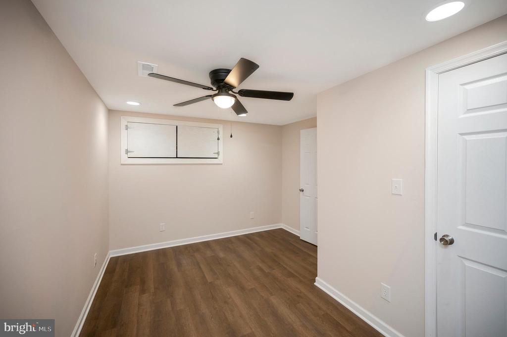 5200 HAMS FORD RD, WOODFORD, Virginia 22580, 4 Bedrooms Bedrooms, ,3 BathroomsBathrooms,Residential,5200 HAMS FORD RD,VASP2040404 MLS # VASP2040404