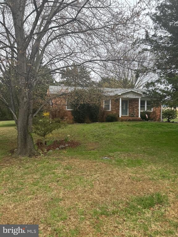 2 MASSANUTTEN PL, LURAY, Virginia 22835, 3 Bedrooms Bedrooms, ,1 BathroomBathrooms,Residential,2 MASSANUTTEN PL,VAPA2006238 MLS # VAPA2006238