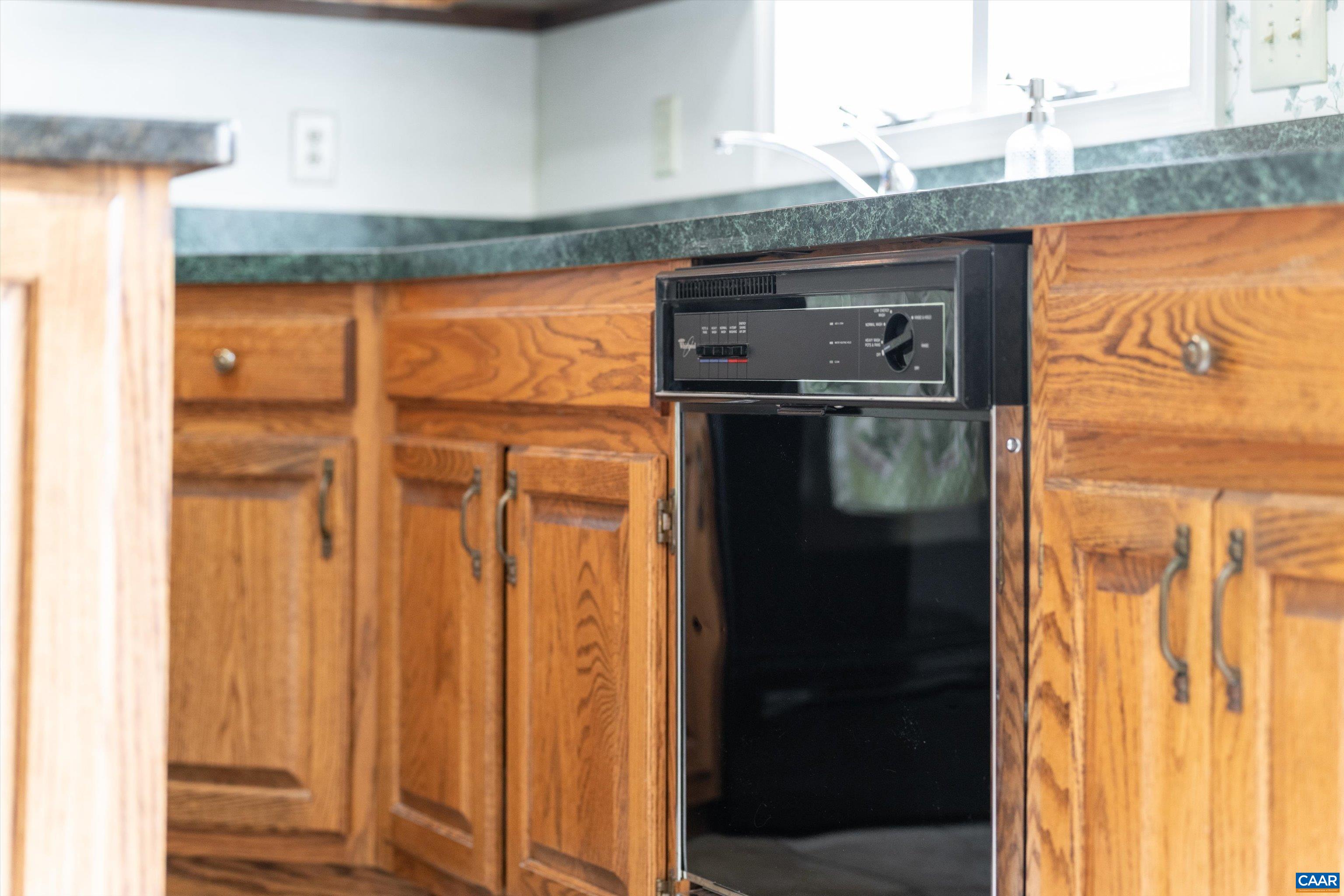 252 FLINT MOUNTAIN DR, STUARTS DRAFT, Virginia 24477, 3 Bedrooms Bedrooms, ,2 BathroomsBathrooms,Residential,252 FLINT MOUNTAIN DR,674977 MLS # 674977